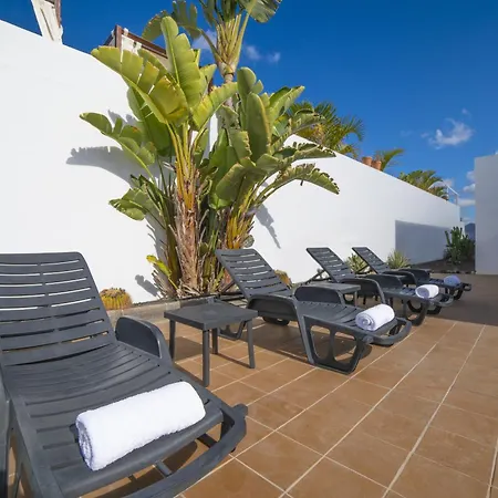 Excellent 4 Bedrooms Mestana Modern Interiors Sea Mountain Views * Playa Blanca (Lanzarote)